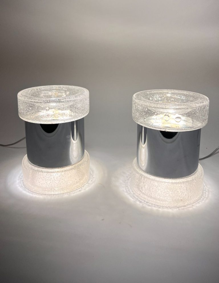 Pair of Italian chrome and bubble glass lamps, mid-century modern, attributed to Fontana Arte, 1970s Pair of Italian chrome and bubble glass lamps, mid-century modern, attributed to Fontana Arte, 1970s